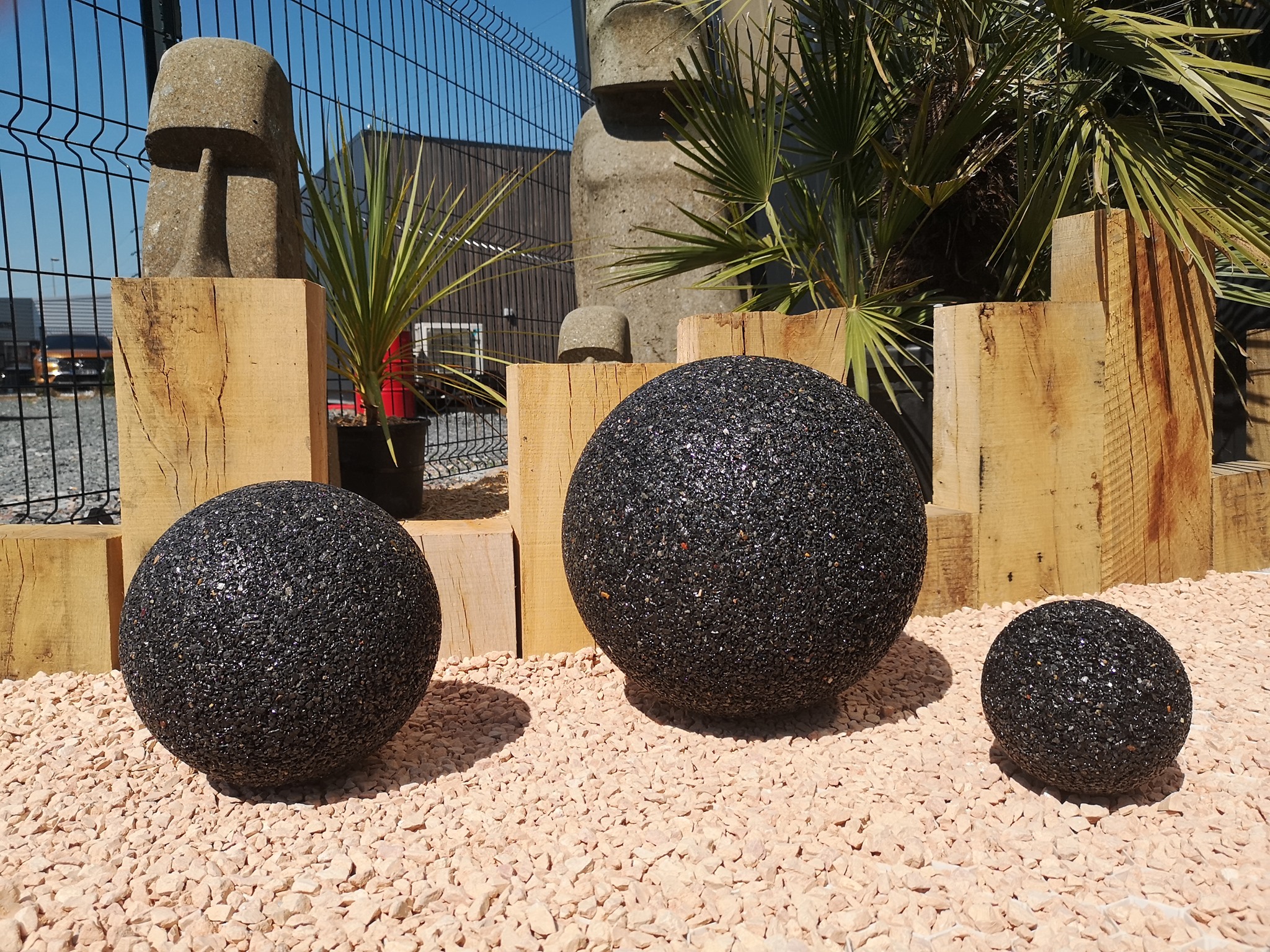 Trio boules marbre noir 1.jpg